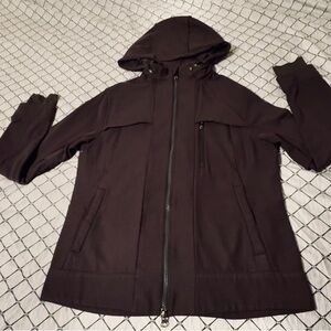 Lululemon Men’s grey/blk Relay Houndstooth jacket, with zip hood, used
